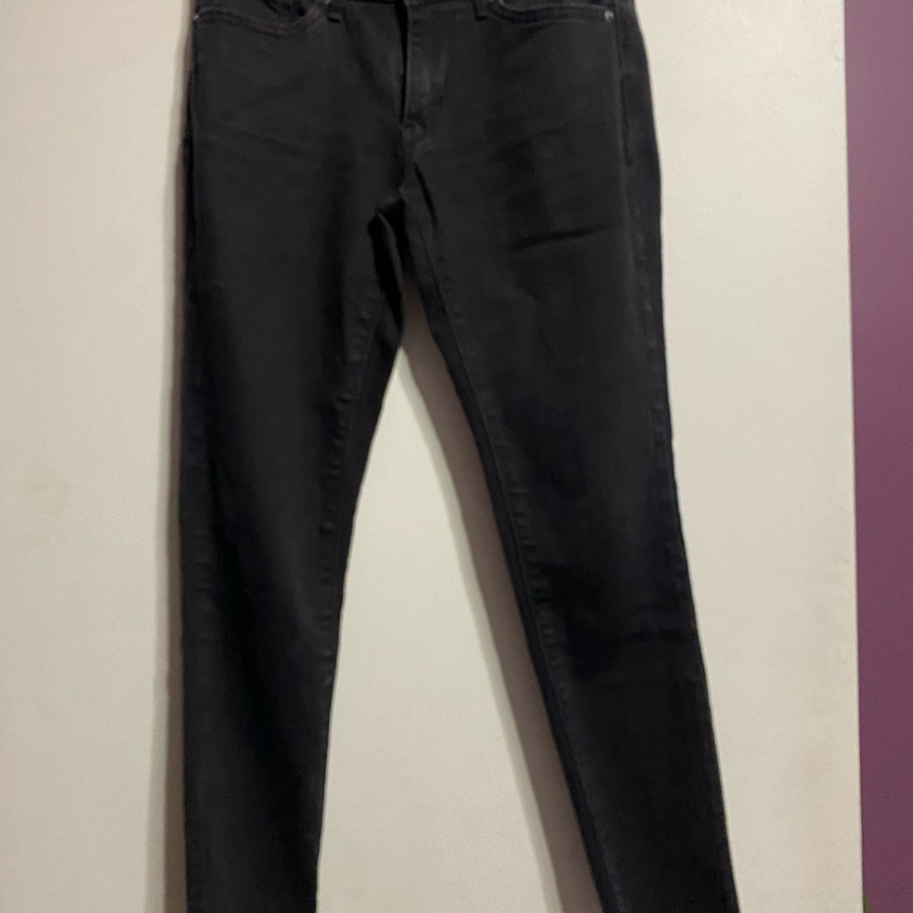 Black Skinny Jeans